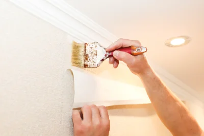 Pose de papier peint à Pressigny — revêtements muraux et toiles de verre